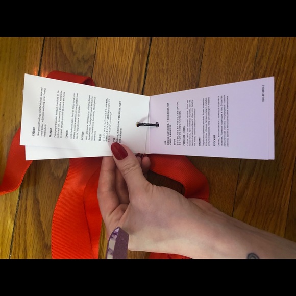 Herschel Fifteen Hip Pack Quilted Fiery Red - Picture 7 of 9